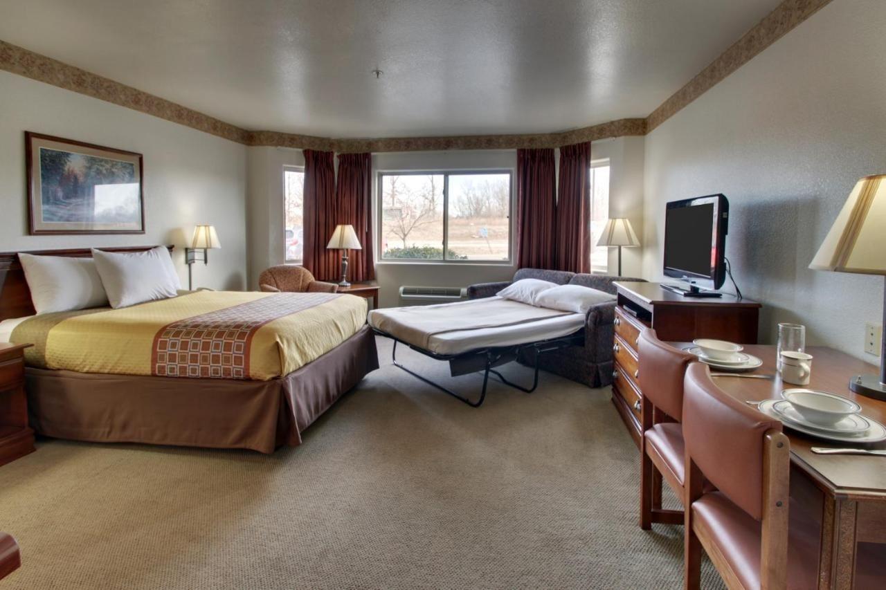 All Towne Suites St. Robert Extérieur photo