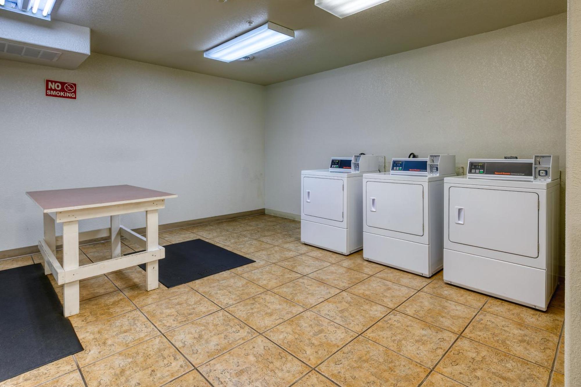 All Towne Suites St. Robert Extérieur photo