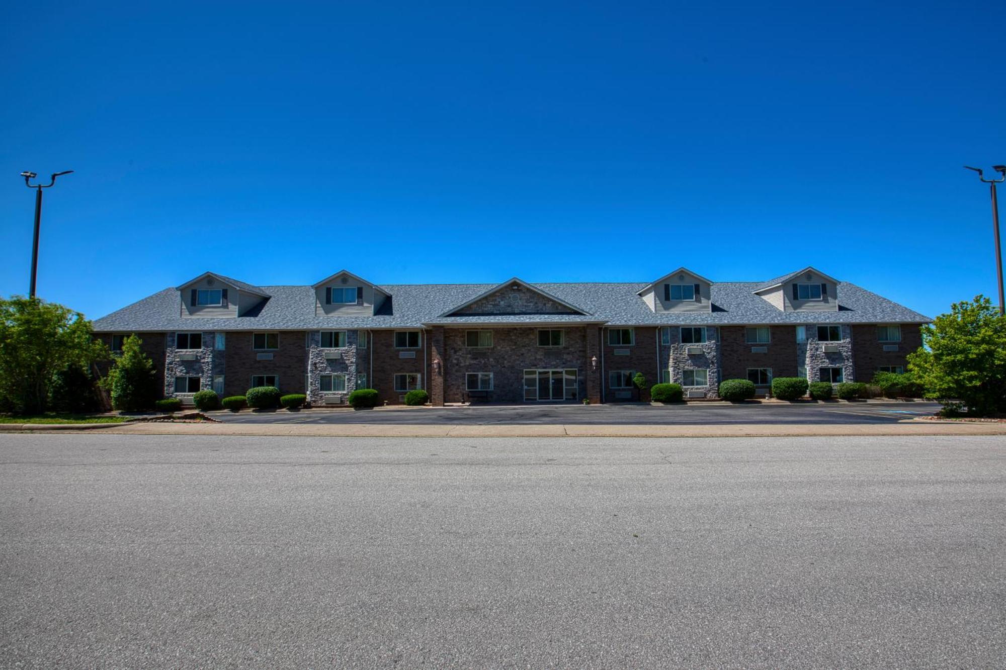 All Towne Suites St. Robert Extérieur photo