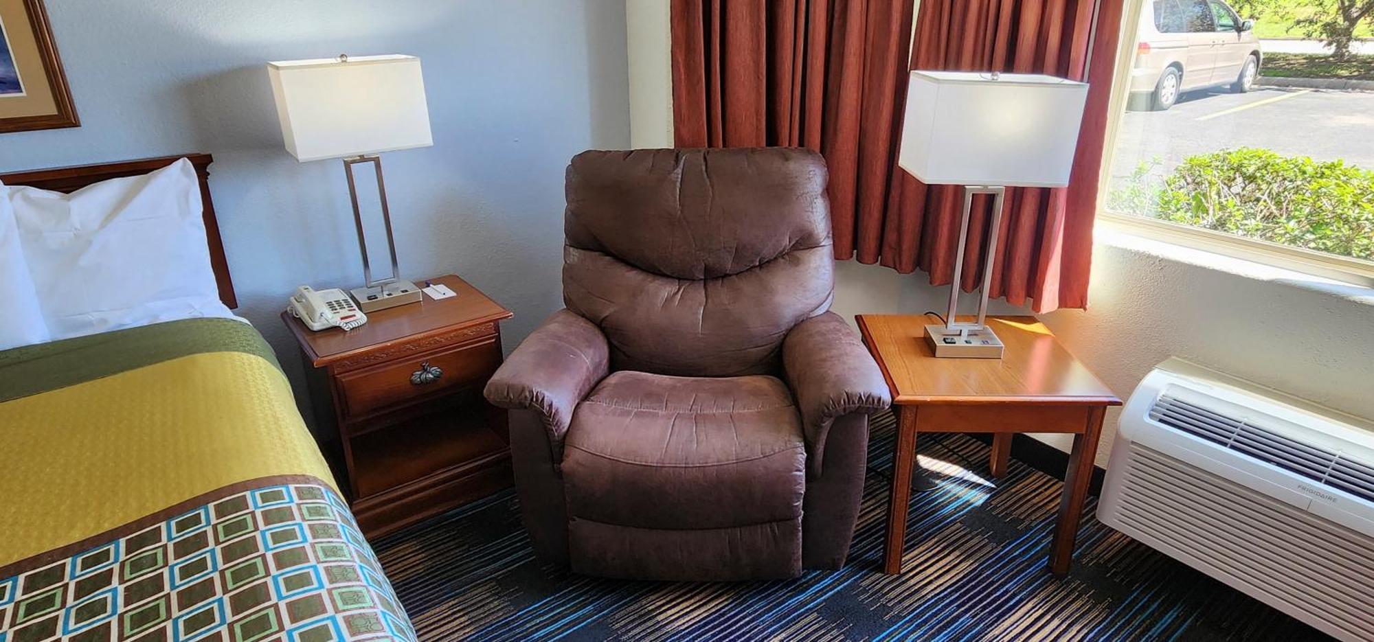 All Towne Suites St. Robert Extérieur photo