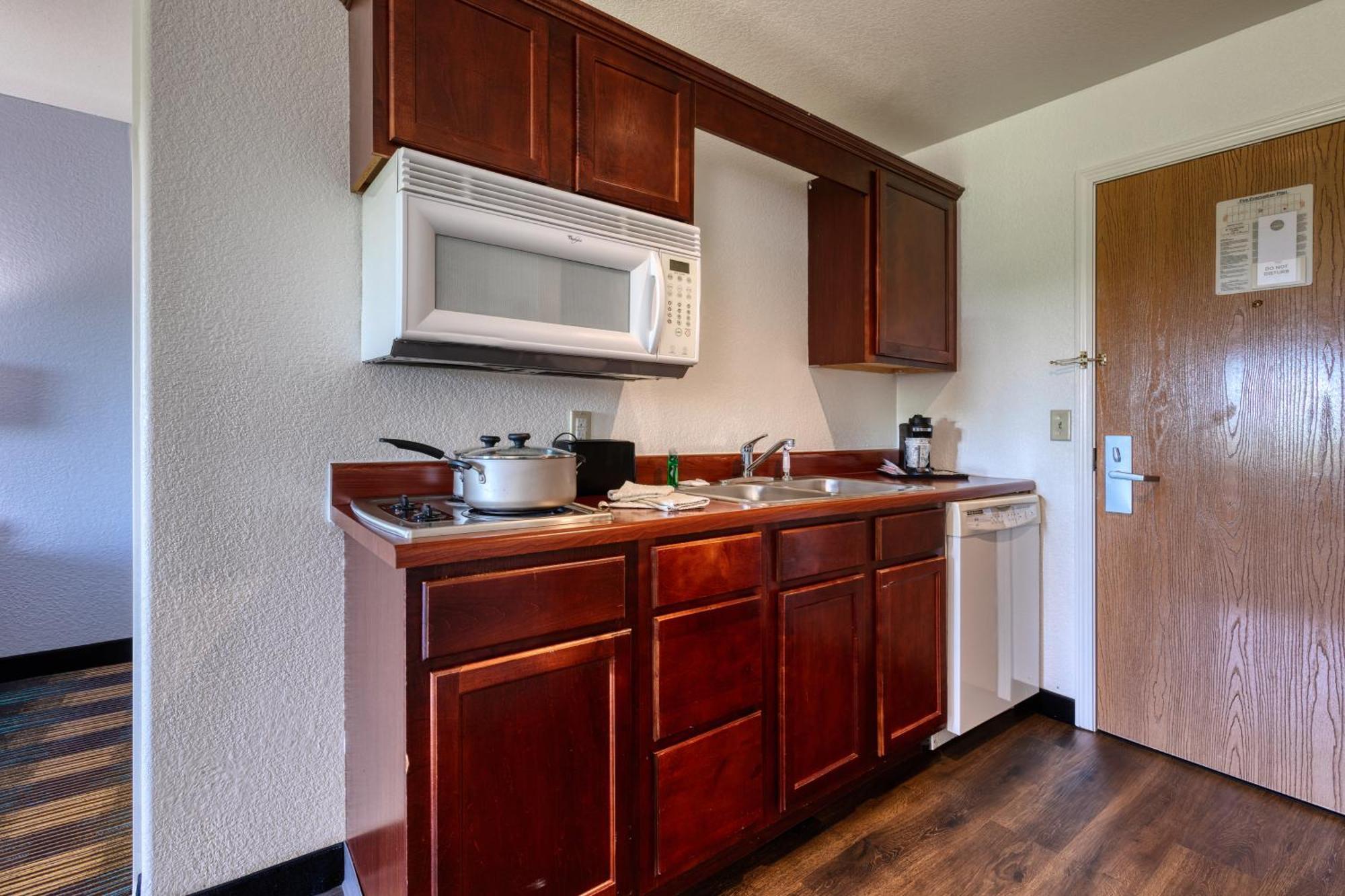 All Towne Suites St. Robert Extérieur photo
